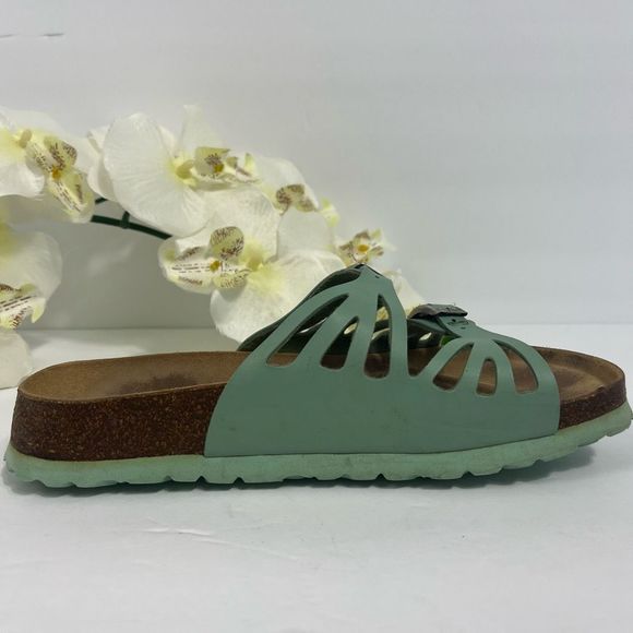 Birkenstock Green Sandals with Silver Buckles - Picture 5 of 14